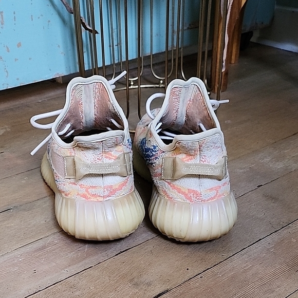 Adidas Yeezy 350 V2 Mx Oat - Picture 3 of 8